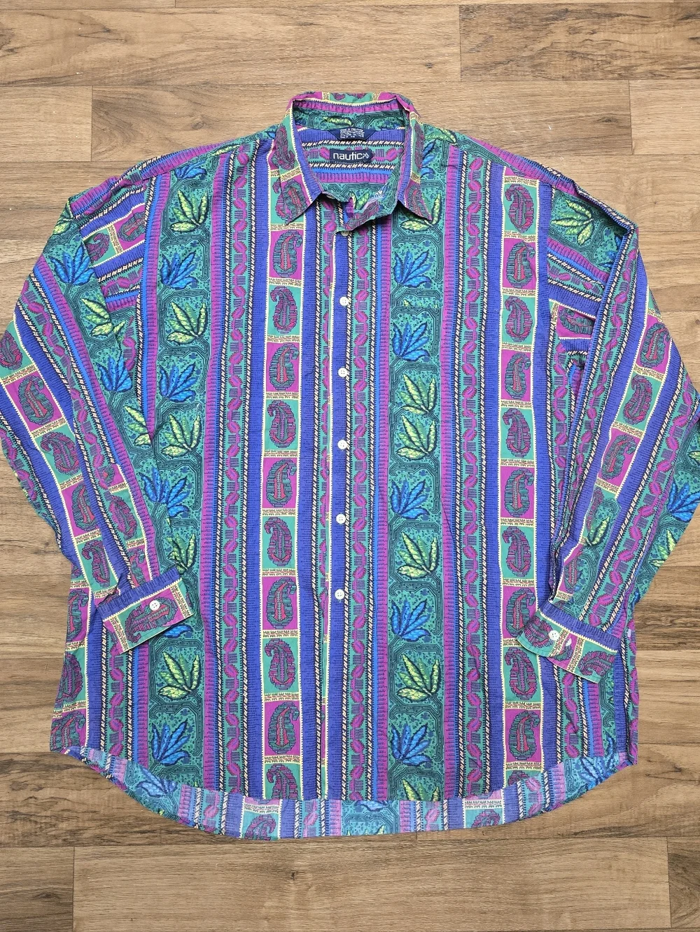 Vintage Nautica Mens Shirt Vibrant Multi-colored Paisley Sz XL - Picture 2 of 7